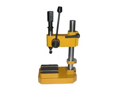 Punzonadora Automática, Modelo Pequeño - Imagen Estandar - 1