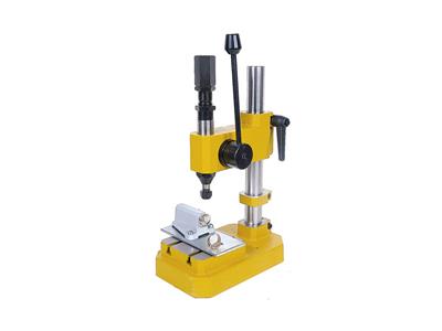 Punzonadora Automática, Modelo Pequeño - Imagen Estandar - 2