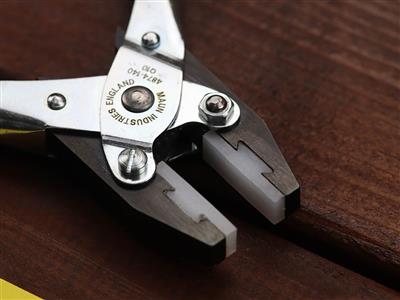 Alicates Planos Paralelos Lisos Conrevestimiento De Nailon, 140 mm, M Aun - Imagen Estandar - 3
