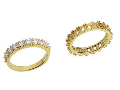 Alianza Engastada Con 4 Garras 1 Hilera, Oro Amarillo De 18k. Ref. 500 - Imagen Estandar - 3