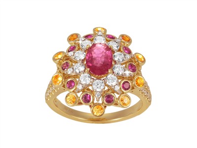 Anillo Jaipur 18 X 20 Mm, Diamantes0,78 Ct, Zafiros Amarillos 0,35 Ct Y Rubes Rosas 1,27 Ct, Oro Amaril