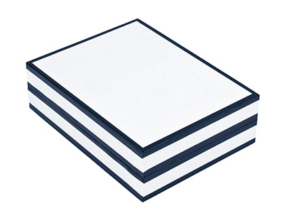 Caja Para Colgante De Color Blanco Monocromático - Imagen Estandar - 2