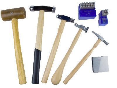 Kit-De-Martillo,-Mazo-Y-Punzón