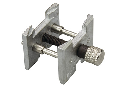 Tornillo De Banco Portamáquina Pequeño