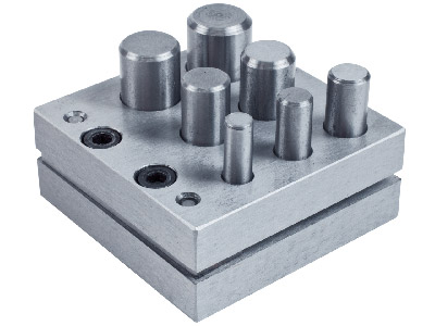 Juego De 7 Cortadores Sobre Base, Forma Redonda De 6 A 16 MM