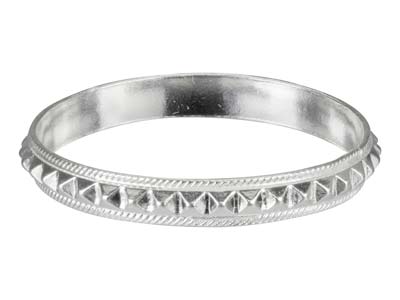 St Sil Pyramid Patterned Ring 3mm Size K - Imagen Estandar - 1